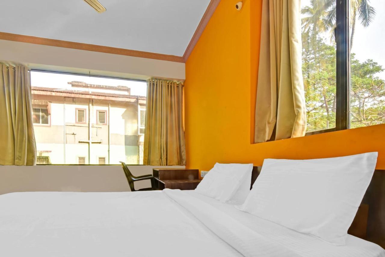 Capital O 85357 Hotel Sai Datta Calangute Exteriör bild