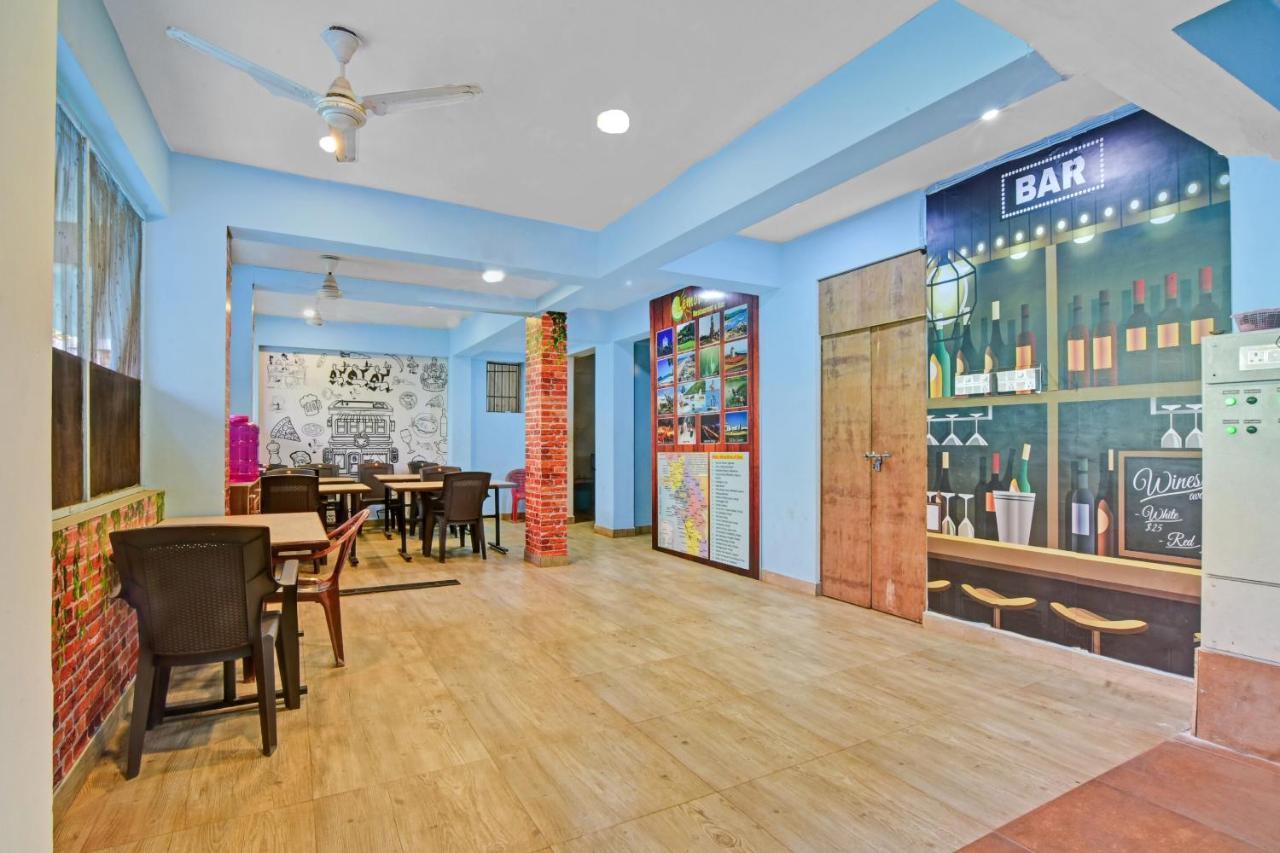 Capital O 85357 Hotel Sai Datta Calangute Exteriör bild