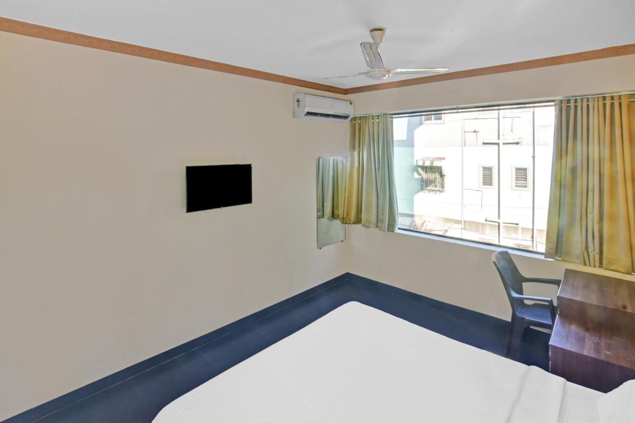 Capital O 85357 Hotel Sai Datta Calangute Exteriör bild
