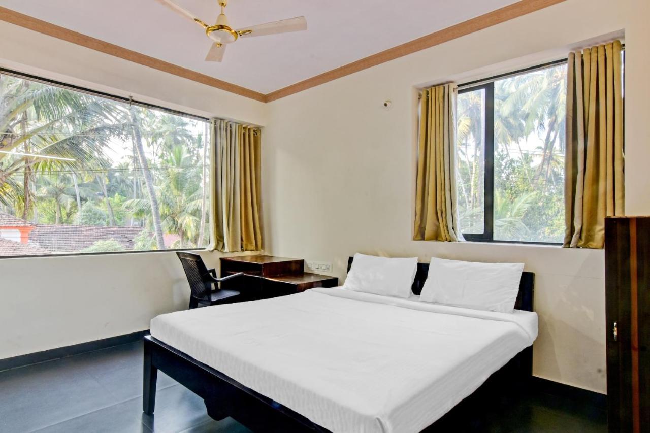 Capital O 85357 Hotel Sai Datta Calangute Exteriör bild
